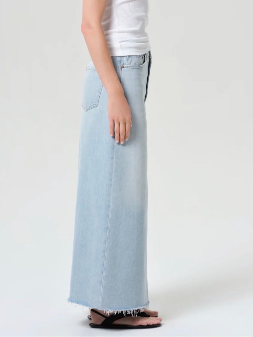 AGOLDE - Hilla Skirt in Practice, Size 30 - Picture 3 of 11